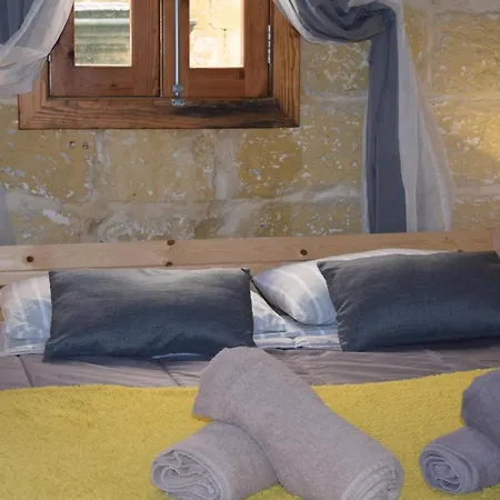Bed & Breakfast St George Of Lydda *
