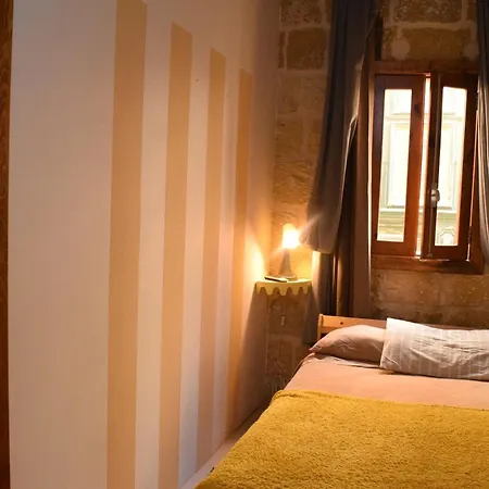 St George Of Lydda Bed & Breakfast Victoria