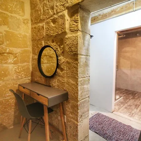 St George Of Lydda * Victoria