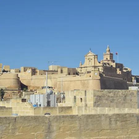 Bed & Breakfast St George Of Lydda *