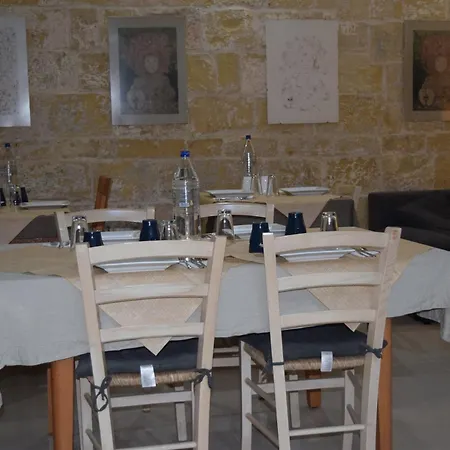St George Of Lydda Couette-café *