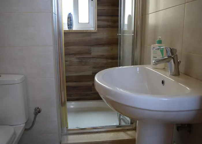 St George Of Lydda B&B *