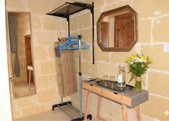 St George Of Lydda Bed & Breakfast Victoria